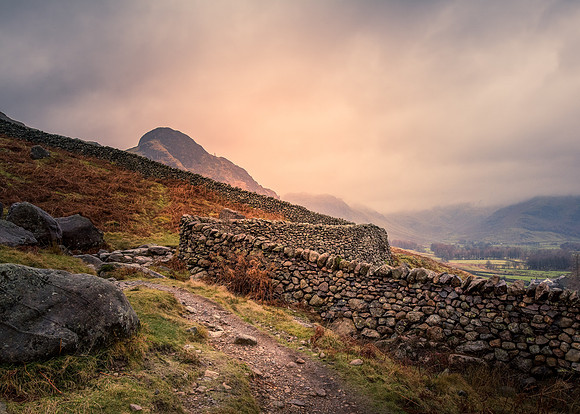 Lakeland Wall