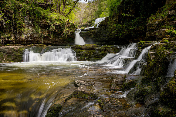 Sgwd Isaf Clun-Gwyn